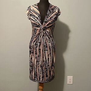 BCBGMaxAzaria Women's Tan & Black Twist Front Fitted Laila Jersey Sheath Dress